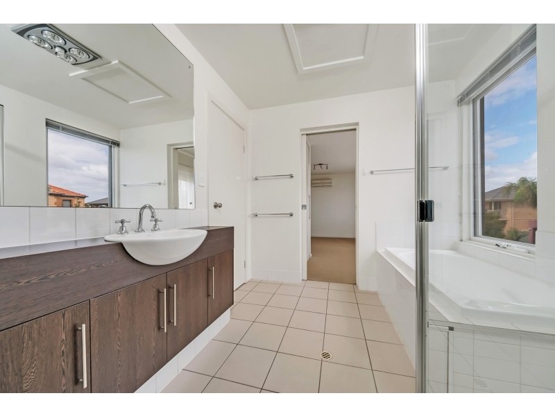 6 Reunion, Mawson Lakes SA 5095