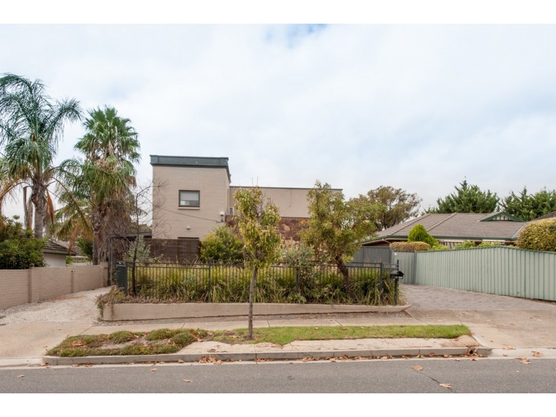17 Davenport Terrace, Seaview Downs SA 5049