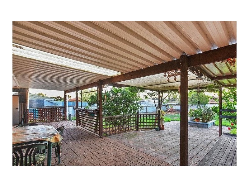 32 Cumberland Crescent, Huntfield Heights SA 5163