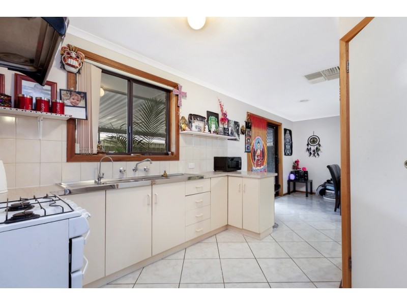 5 DEACON COURT, Paralowie SA 5108