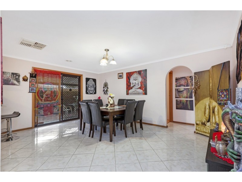 5 DEACON COURT, Paralowie SA 5108