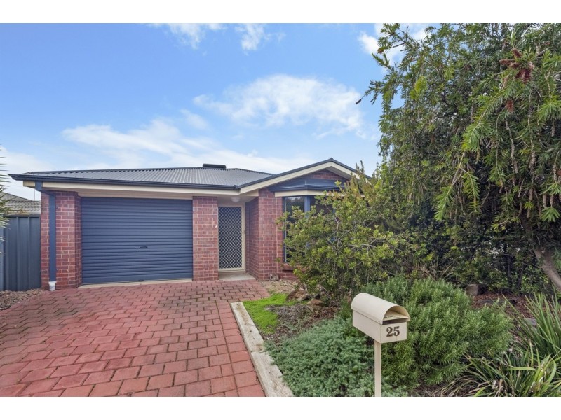 25 Wattlebird Drive, Burton SA 5110