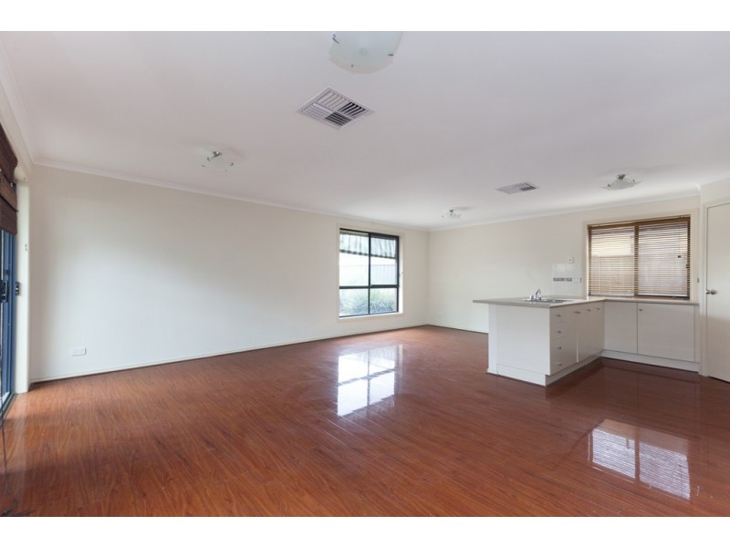 25 Wattlebird Drive, Burton SA 5110