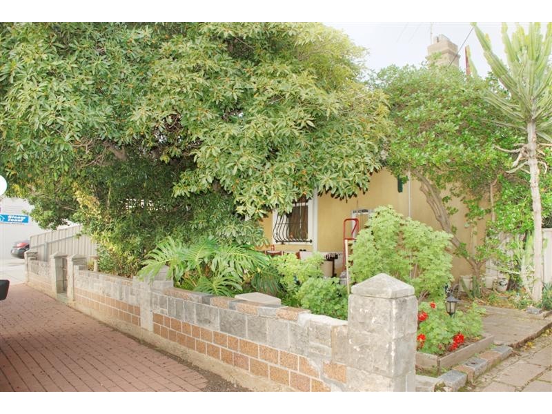 8 Queen St, Thebarton SA 5031