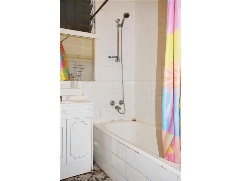 8 Queen St, Thebarton SA 5031