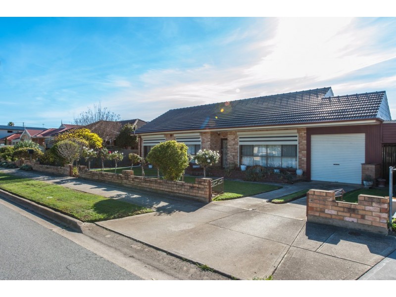 12 Bolingbroke, Fulham Gardens SA 5024