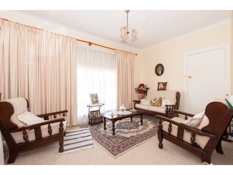 12 Bolingbroke, Fulham Gardens SA 5024