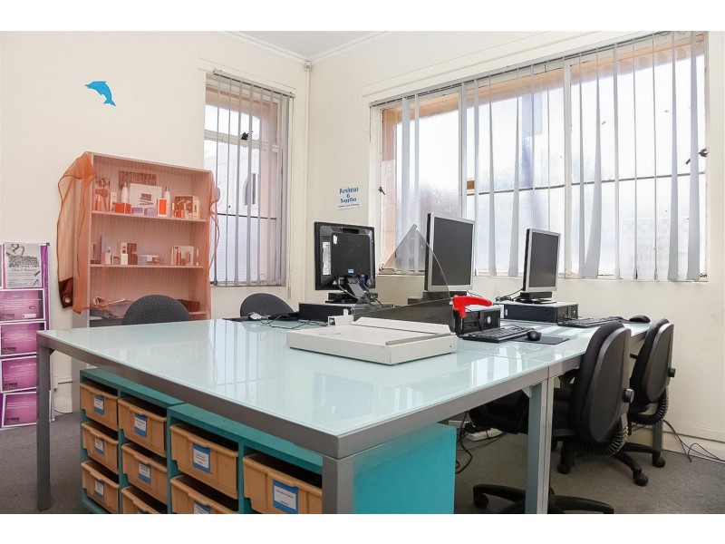 16 NILE STREET, Port Adelaide SA 5015