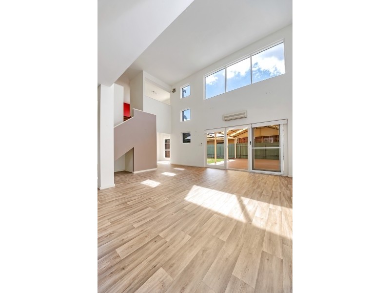 6 Reunion, Mawson Lakes SA 5095