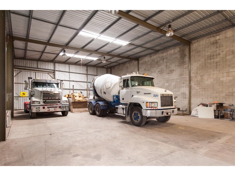 80 Cormack Road, Wingfield SA 5013