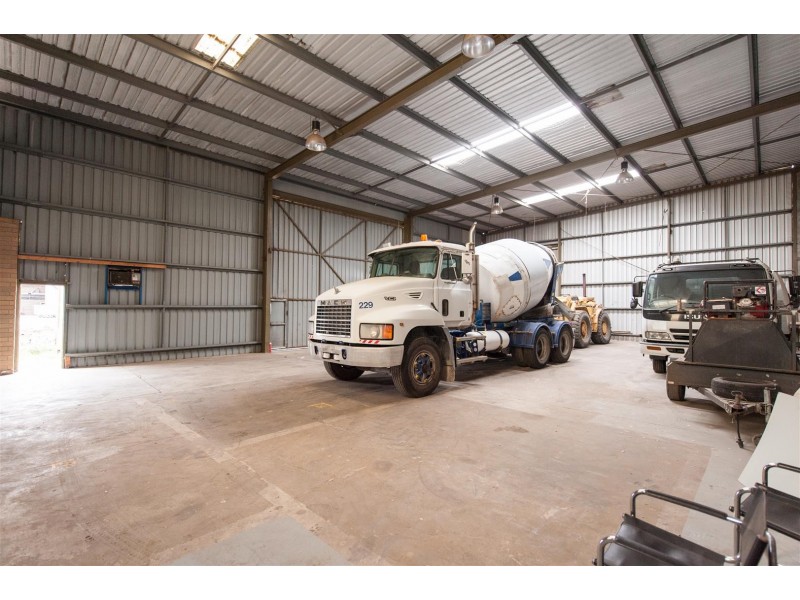 80 Cormack Road, Wingfield SA 5013