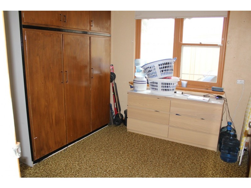 4 Athlone Street, Woodville South SA 5011