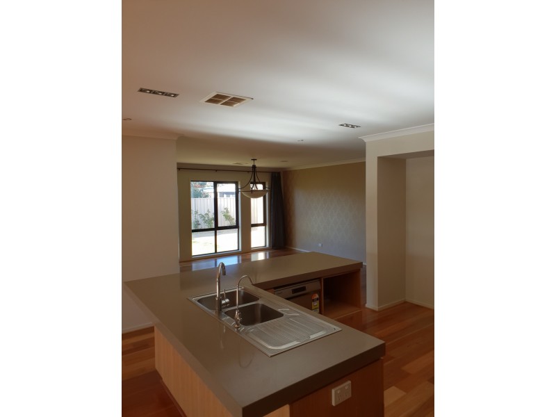 23 The Boulevard, Parafield Gardens SA 5107