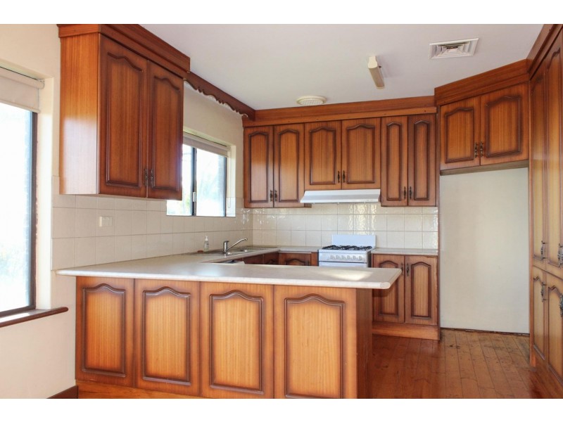 16 College Avenue, Bellevue Heights SA 5050