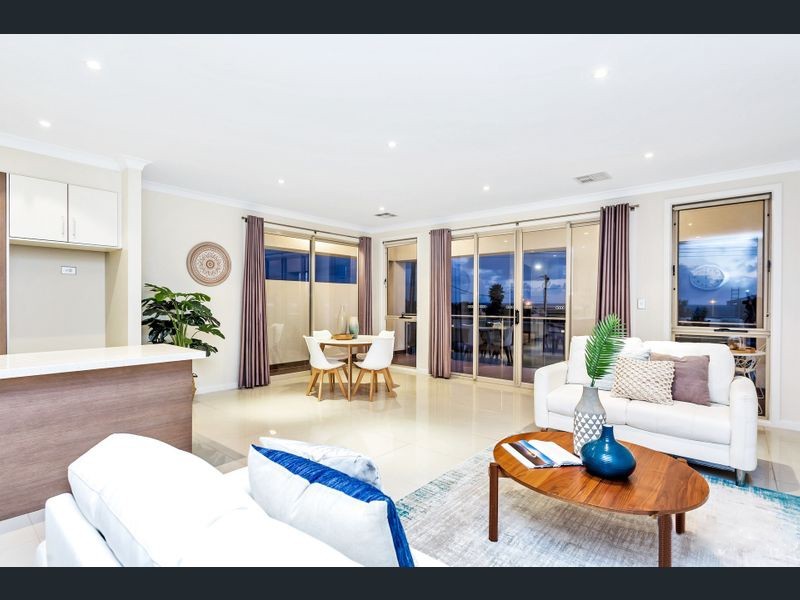 34 Grundy Terrace, Christies Beach SA 5165