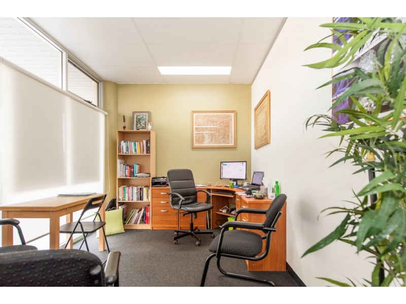 2/2-4 Hurtle Parade, Mawson Lakes SA 5095