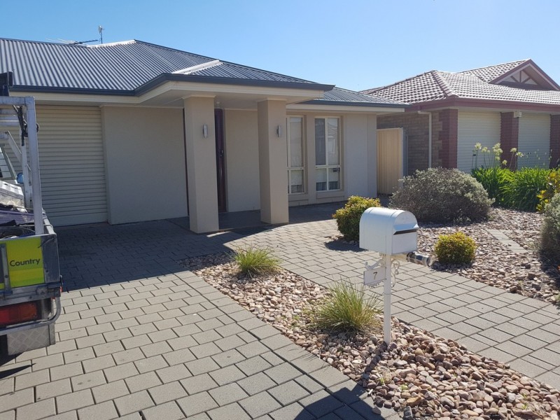 7 Isabel rd, Munno Para West SA 5115