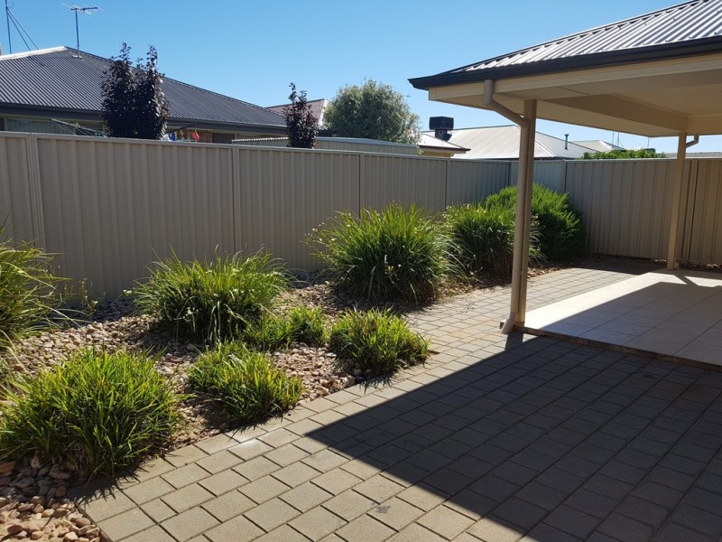 7 Isabel rd, Munno Para West SA 5115