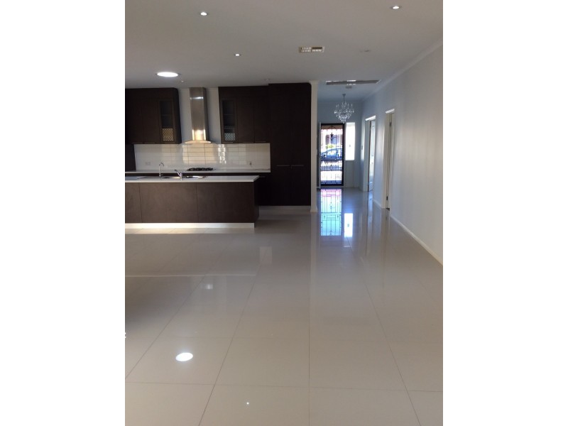 31 Waterside Drive, Burton SA 5110