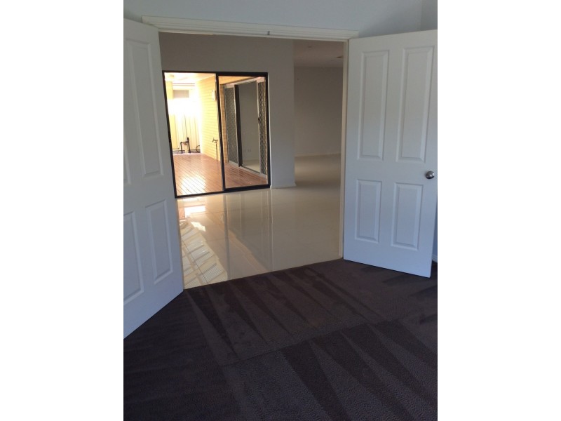 31 Waterside Drive, Burton SA 5110