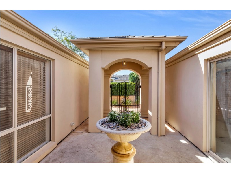 7 Carpentaria Way, Hewett SA 5118