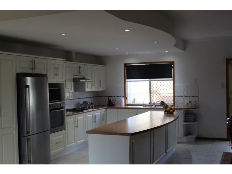 3 Walter Ave, Two Wells SA 5501