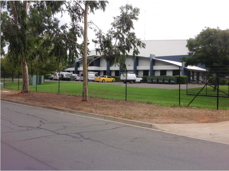 Unit 3, 78 Woomera Avenue, Edinburgh SA 5111