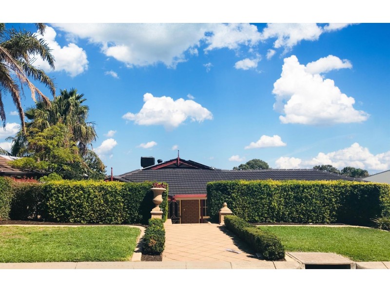 54 Cambridge Terrace, Hillbank SA 5112