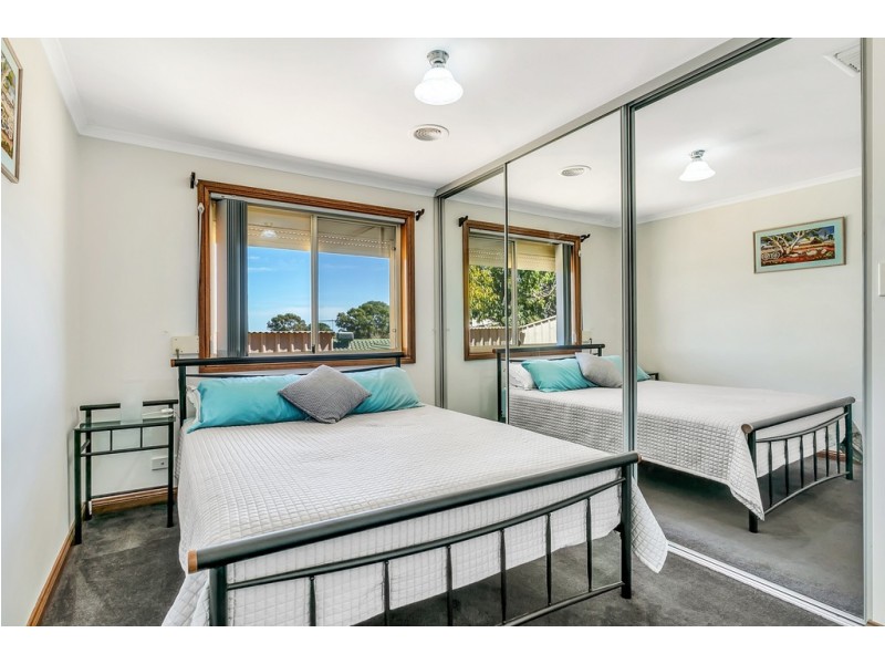54 Cambridge Terrace, Hillbank SA 5112