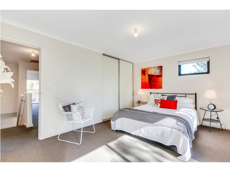24/8 Fourth Avenue, Mawson Lakes SA 5095