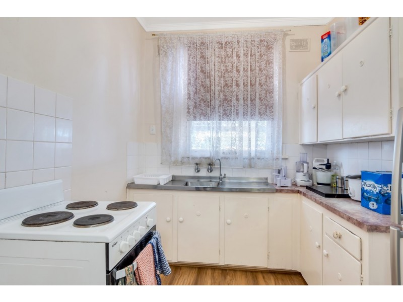 40 Midlow Road, Elizabeth Downs SA 5113