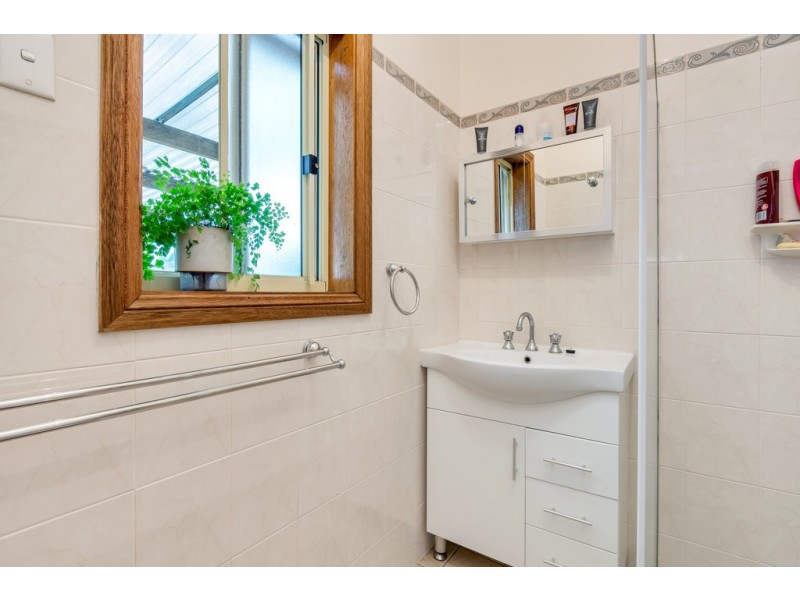 40 Midlow Road, Elizabeth Downs SA 5113