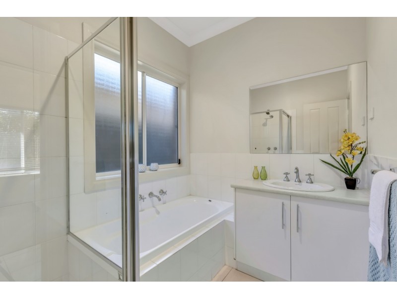 89 REDWARD AVENUE, Greenacres SA 5086