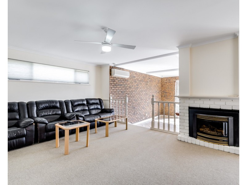 8 Kerr Grove, West Lakes SA 5021