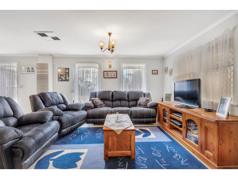 11 Gloaming Close, Hillbank SA 5112