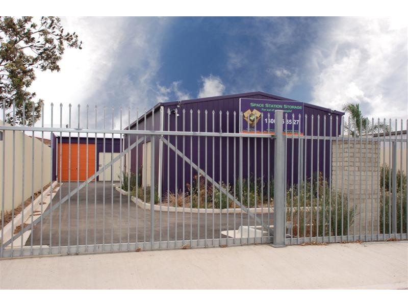 36 Third Ave, Wingfield SA 5013