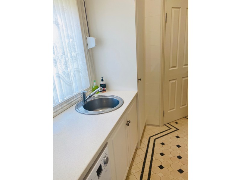 80 FROST RD, Brahma Lodge SA 5109