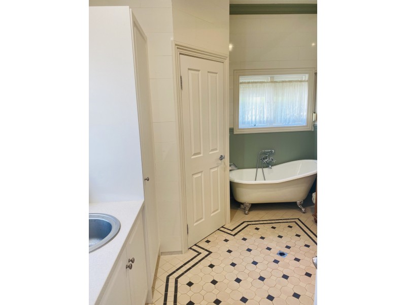 80 FROST RD, Brahma Lodge SA 5109