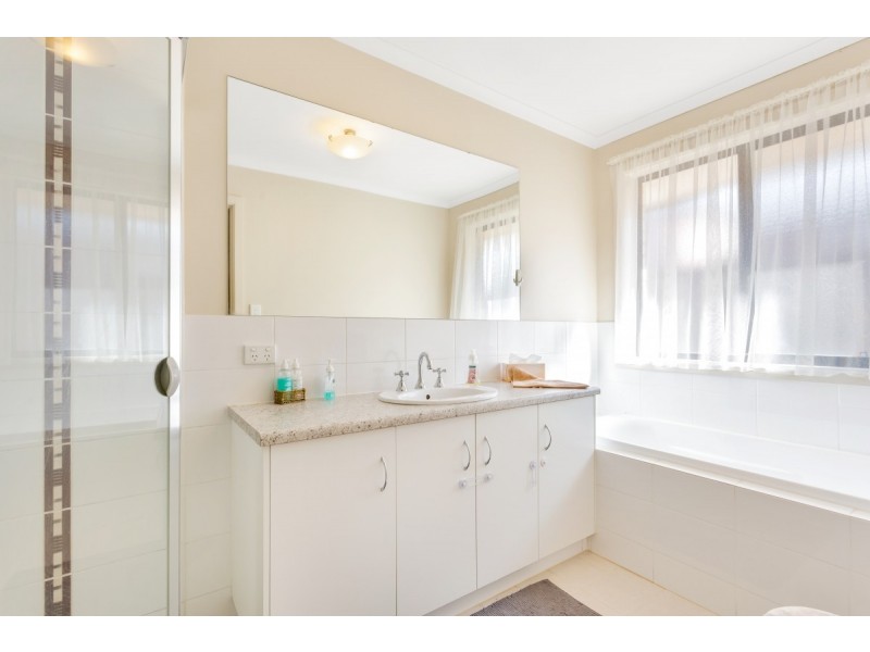 14 Jarrah Drive, Munno Para West SA 5115