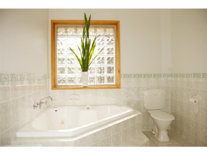 4 Wintershall Street, Oakden SA 5086