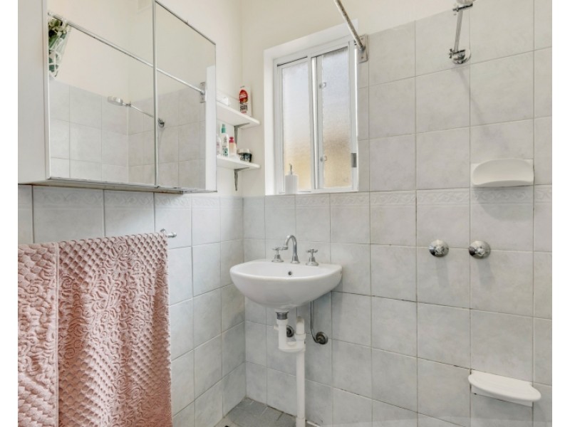 9-11 Tulloch Avenue, Pennington SA 5013