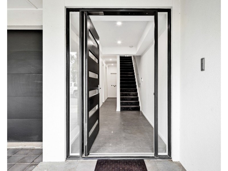 12 St Clair Avenue, Mawson Lakes SA 5095