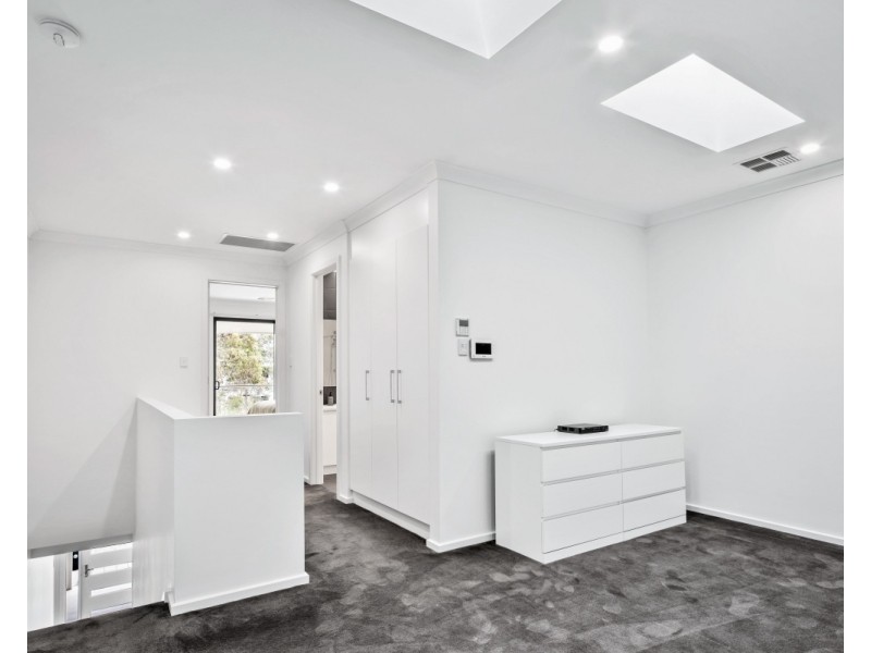 12 St Clair Avenue, Mawson Lakes SA 5095