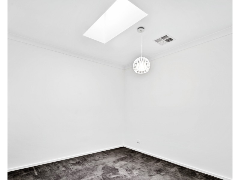 12 St Clair Avenue, Mawson Lakes SA 5095