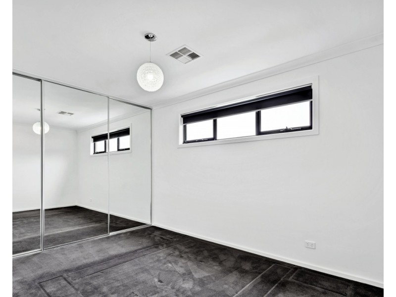 12 St Clair Avenue, Mawson Lakes SA 5095