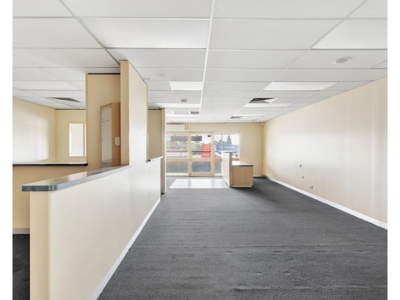 Unit 8,166 Main South  Road, Morphett Vale SA 5162