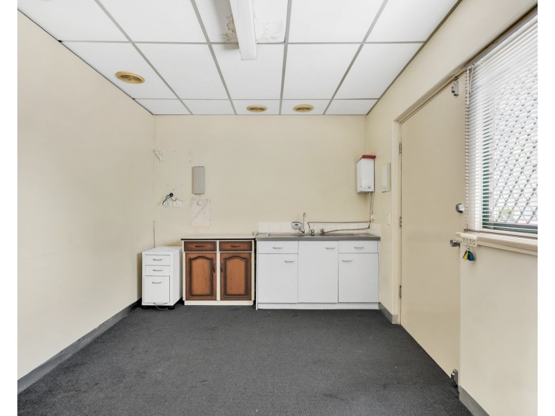 Unit 8,166 Main South  Road, Morphett Vale SA 5162