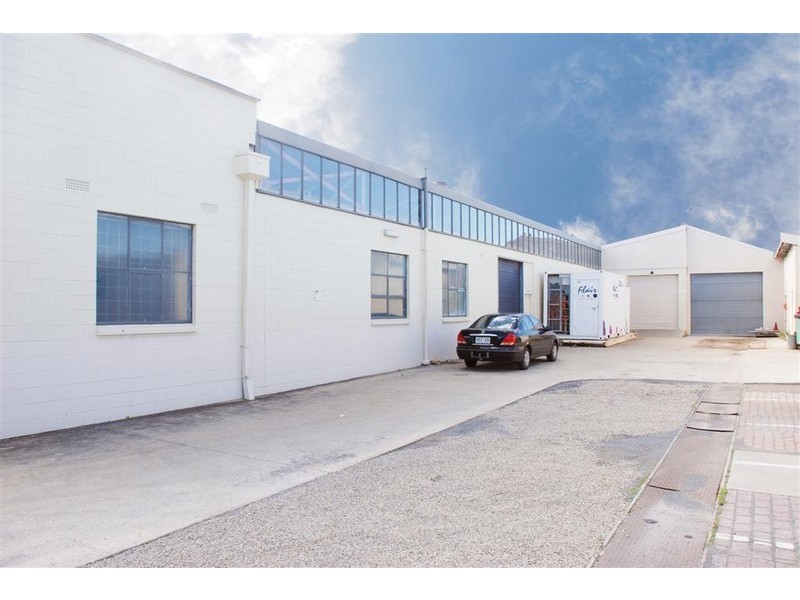 14 Desmond Avenue, Marleston SA 5033