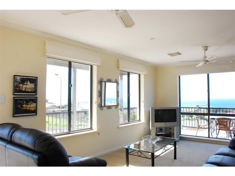 97 Battye Rd, Encounter Bay SA 5211