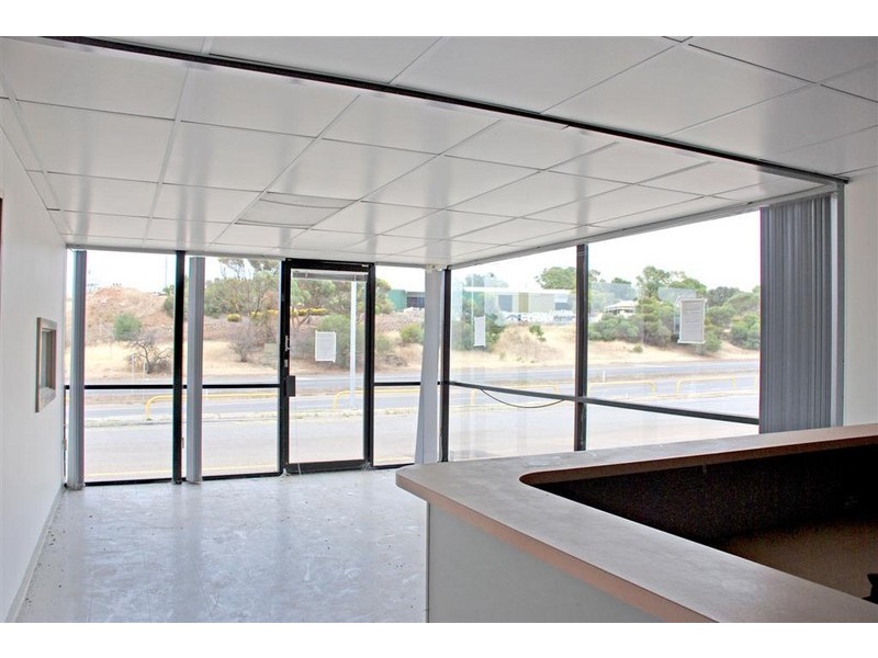 4, 8, 9 / 4 Aldenhoven, Lonsdale SA 5160